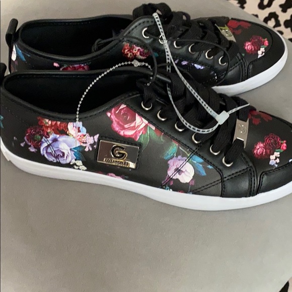 GUESS SHOES - Picture 3 of 3